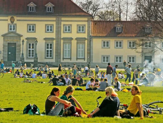 Entdecken Sie die lebendige Nordstadt bei einer Stadtteilführung in Hannover.
