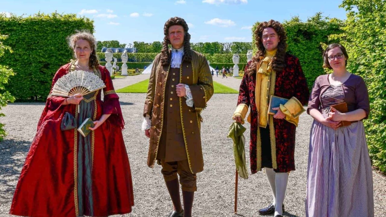 为汉诺威的团体提供城市游览的历史服饰，包括枢密院议员、花园主人、嘎。.